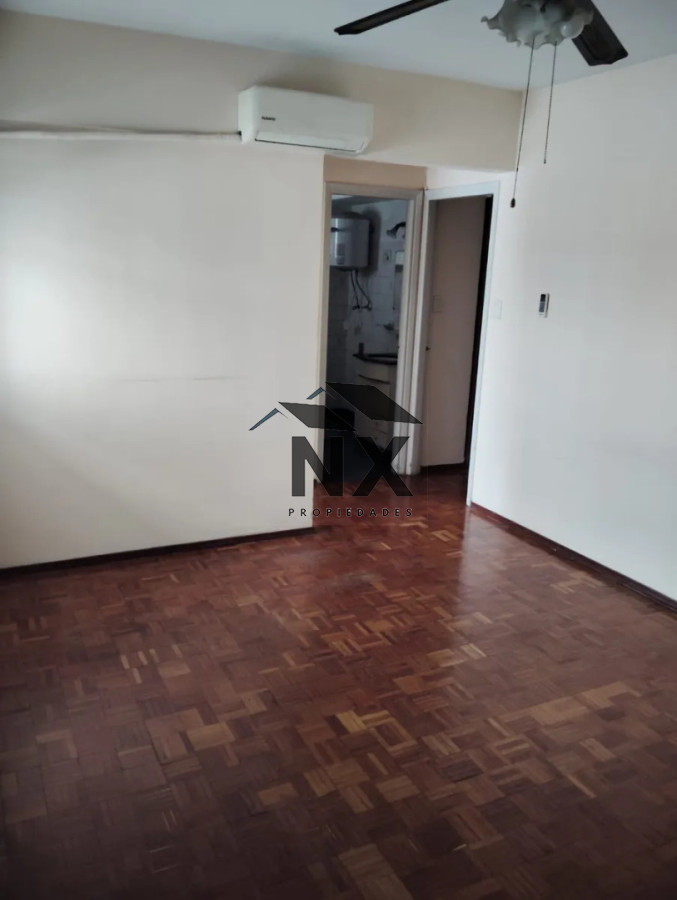 Apartamento ID.300 - Alquiler Apartamento 2 Dormitorios, Centro, T