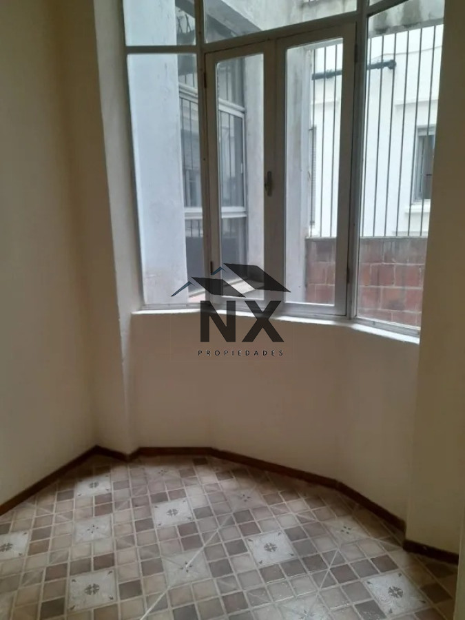 Apartamento ID.20 - Alquiler Apartamento 4 Dormitorios En El Centro, T