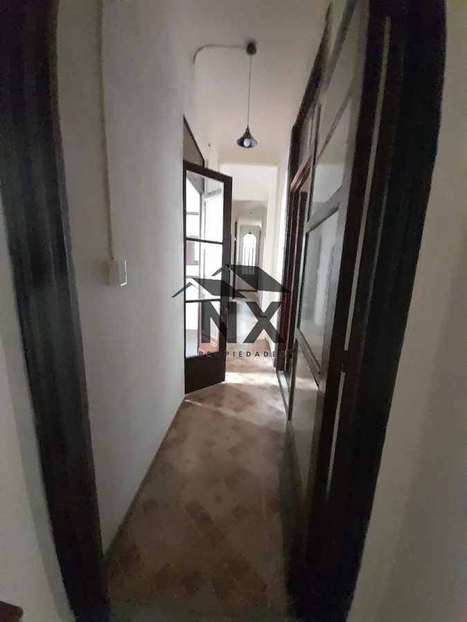 Apartamento ID.20 - Alquiler Apartamento 4 Dormitorios En El Centro, T
