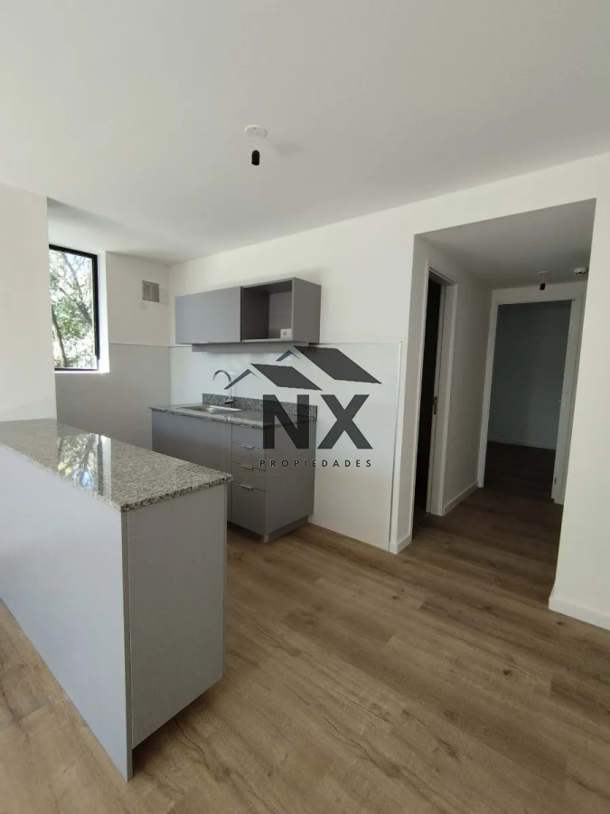 Apartamento ID.22 - Alquiler Apartamento 1 Dormitorio En Tres Cruces, Balcon, Patio, Gimnasio, T