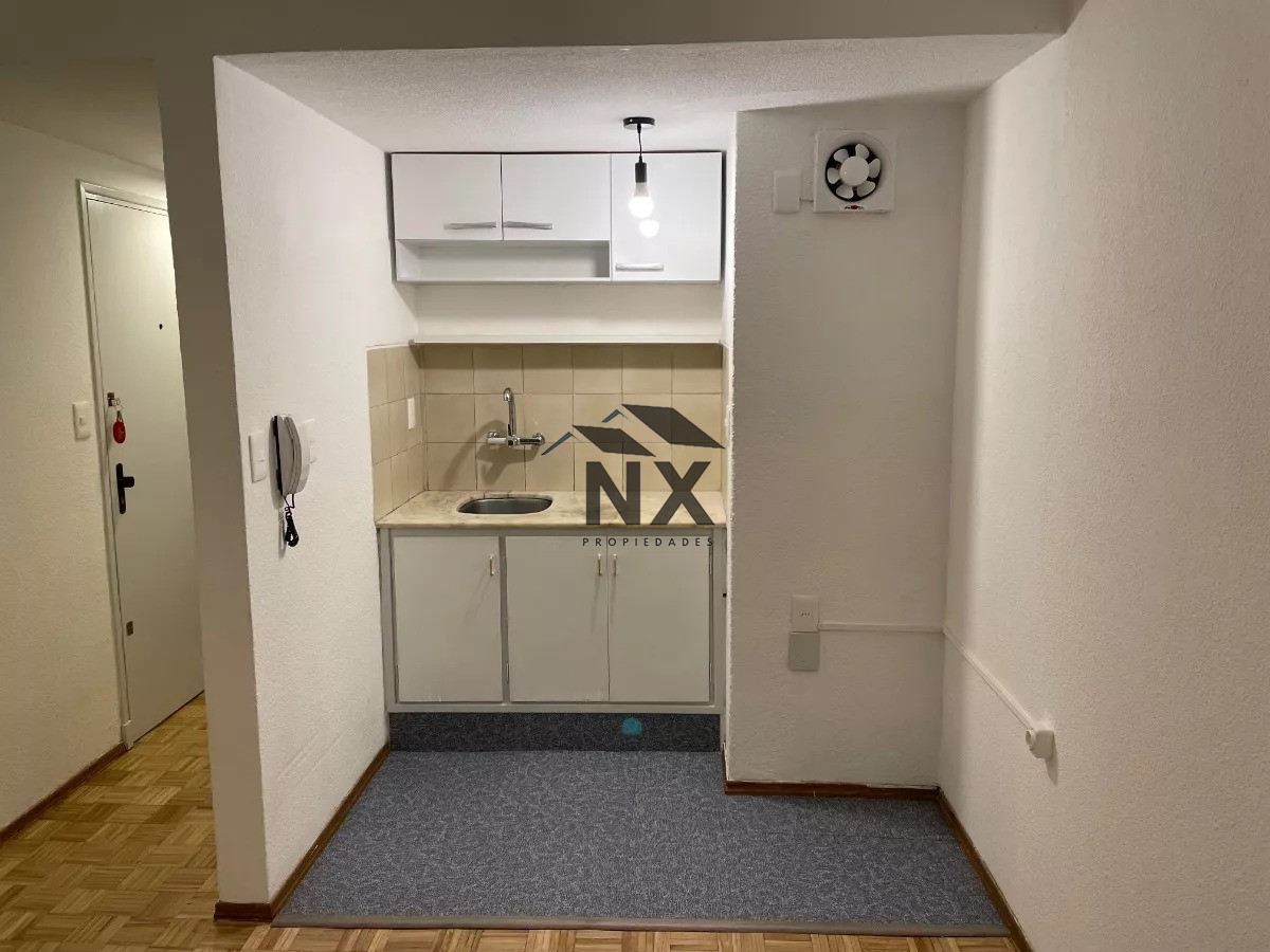 Apartamento ID.30 - Venta Apartamento Monoambiente Con Renta Cordón Montevideo, H.