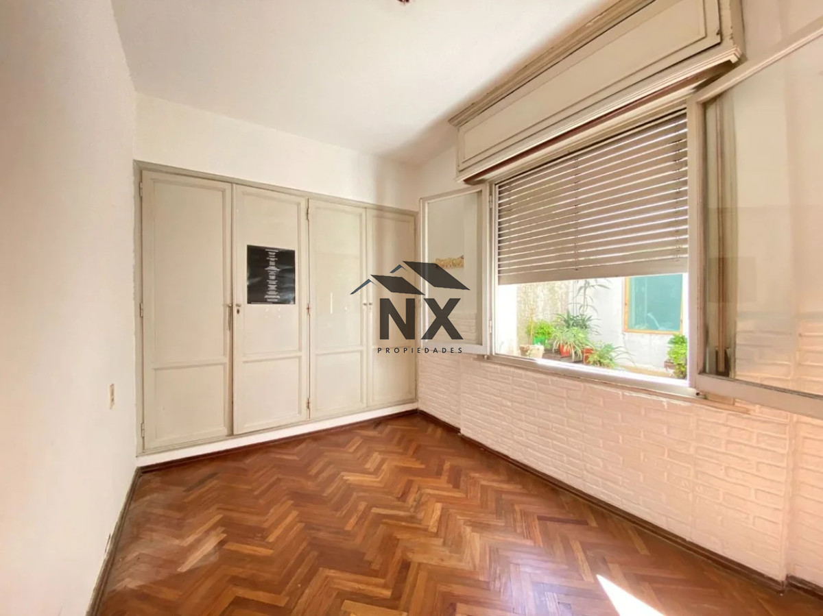 Apartamento ID.56 - Venta Apartamento 2 Dormitorios y Servicio, Centro, T