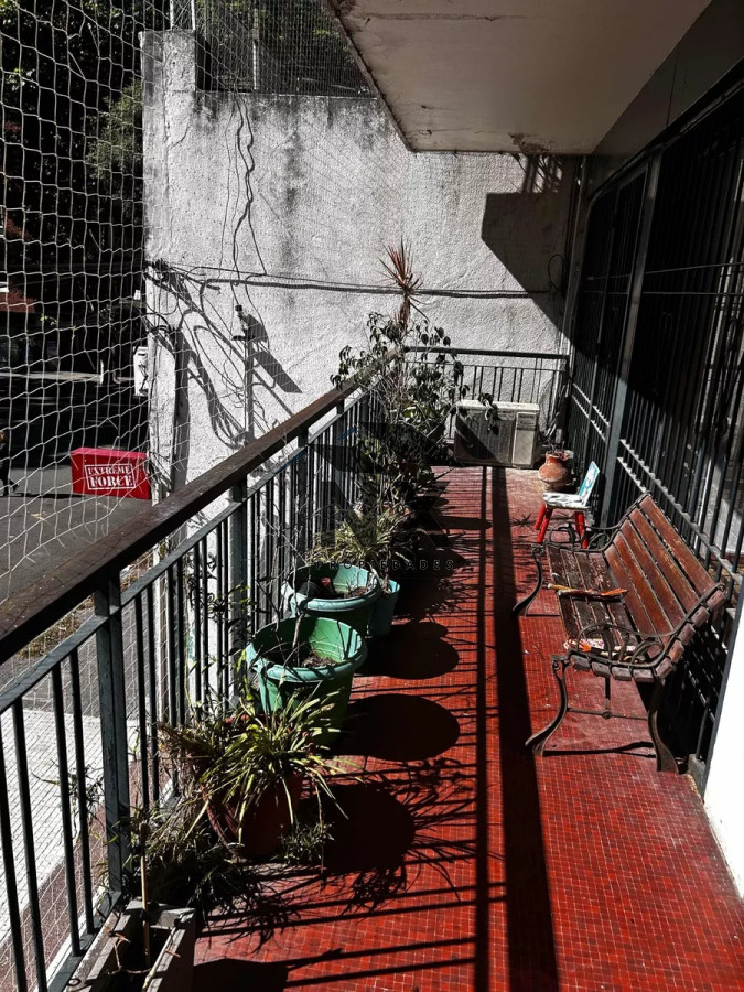Apartamento ID.35 - Venta Apartamento 3 Dormitorios Garage Balcon Punta Carretas, M