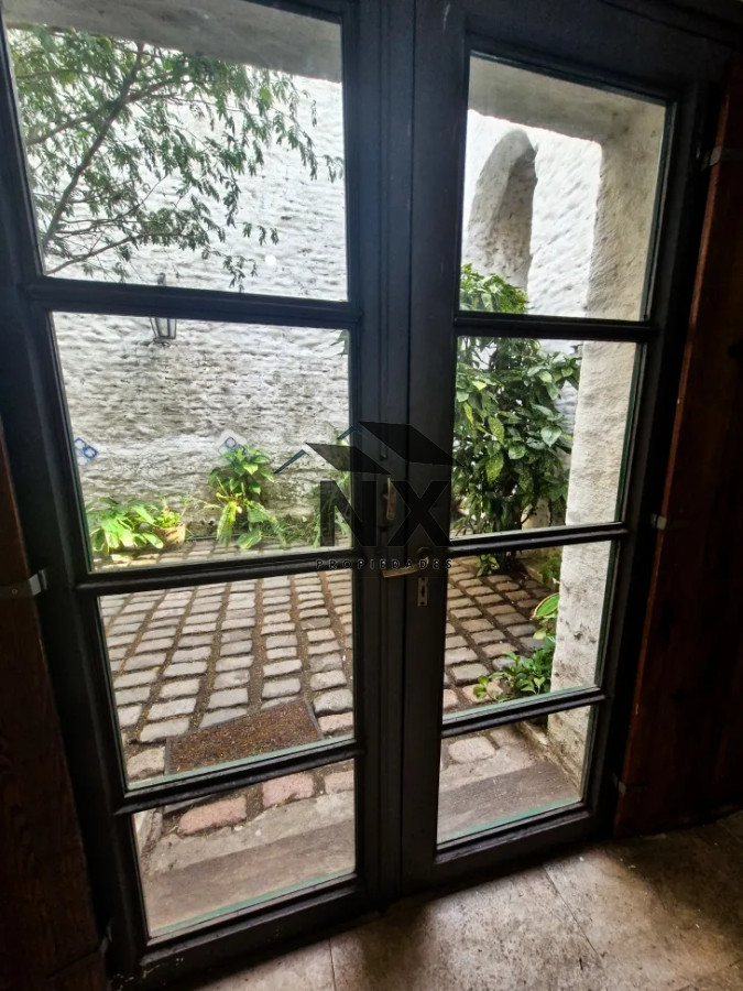 Apartamento ID.66 - Alquiler Apartamento 1 Dormitorio Duplex, Ciudad Vieja, T