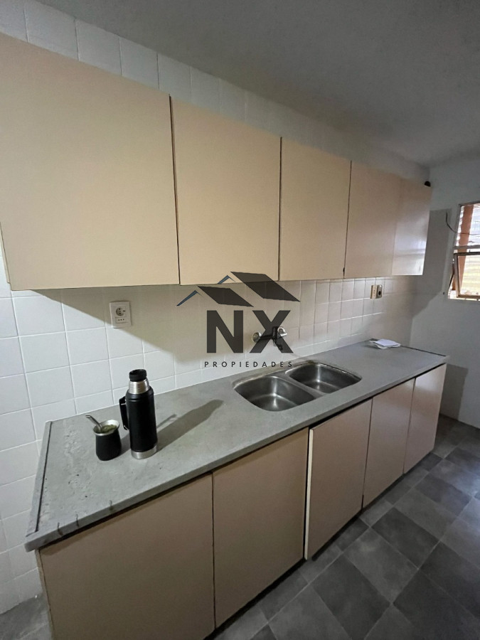 Apartamento ID.39 - Venta Apartamento 3 Dormitorios En Tres Cruces Balcon, T