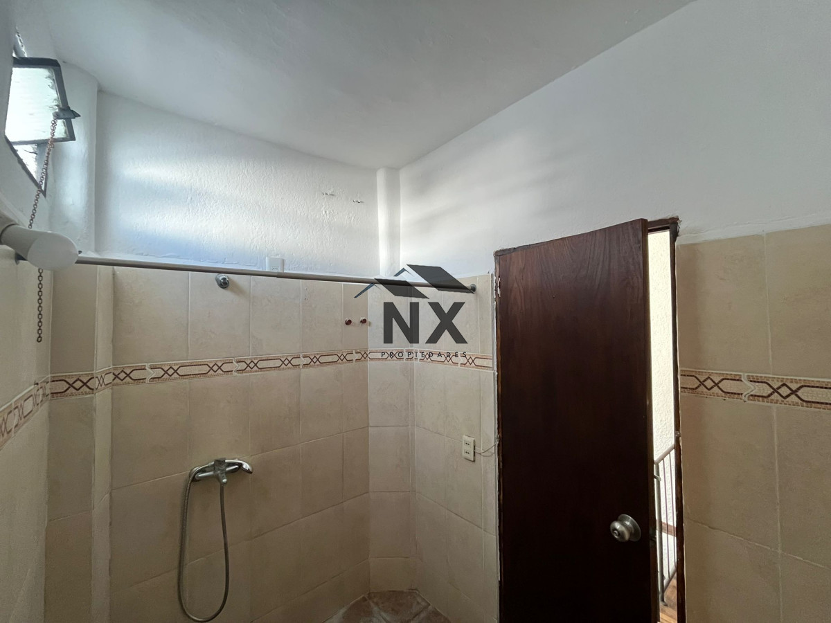 Apartamento ID.52 - Venta Apartamento Tipo Casa 1 Dormitorio, Parrillero, Parque Batlle, T