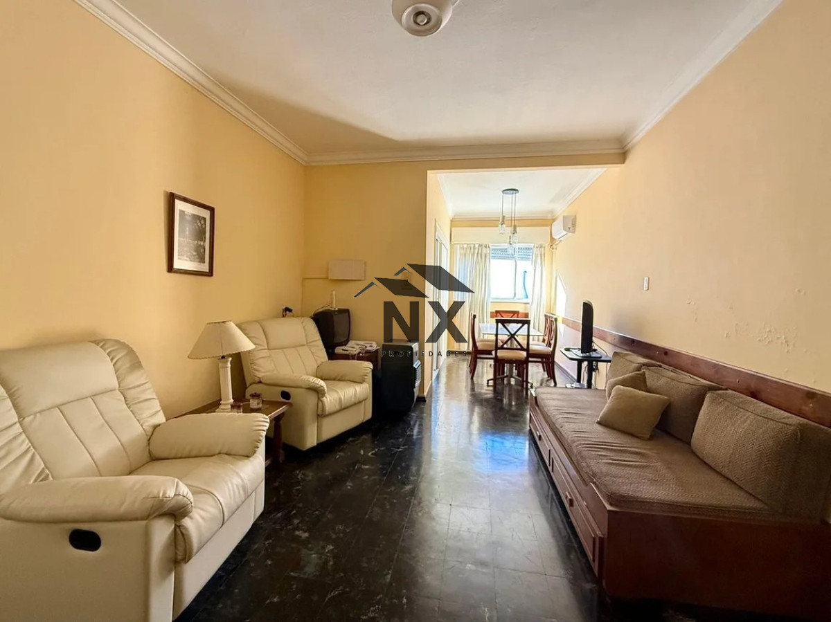 Apartamento ID.44 - Venta Apartamento 1 Dormitorio Piso Alto, Centro, Montevideo, T