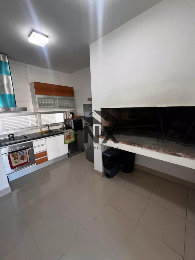 Apartamento ID.4 - Alquiler Apartamento Monoambiente Balcón, Piscina Parrillero Gimnasio Punta Carretas, T