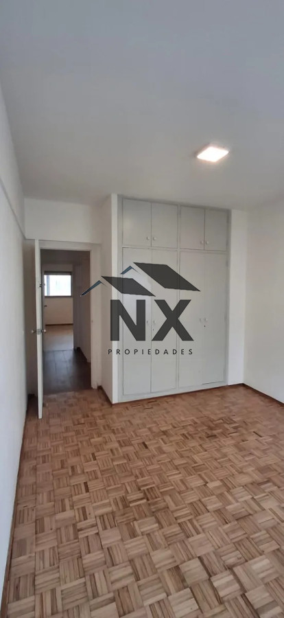 Apartamento ID.272 - Alquiler Apartamento, 2 Dorm, 2 Baños, Balcon, Centro, Montevideo