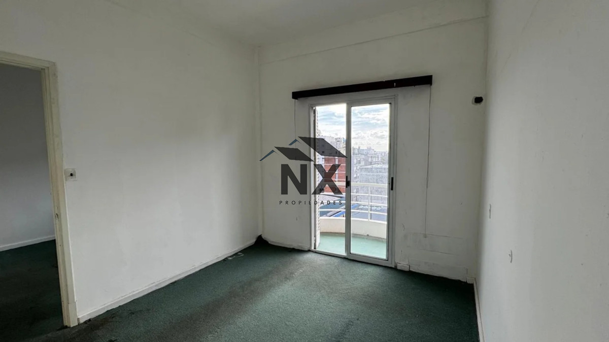 Apartamento ID.78 - Alquiler Apartamento 2 Dormitorios, Centro, Balcón, T