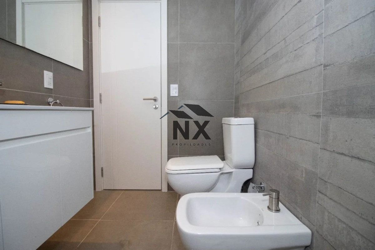Apartamento ID.5 - Alquiler Apartamento 2 Dormitorios En Punta Gorda  Con Garage, Balcón Y Amenities, T
