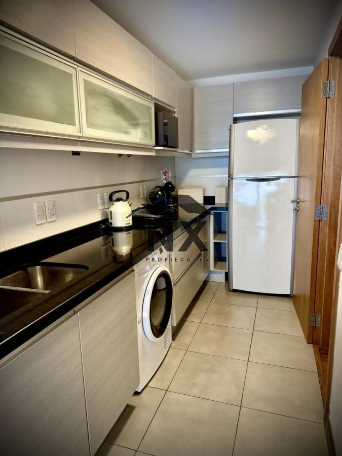 Apartamento ID.389 - Venta Apartamento2 Dormitorios, Patio, Garaje, Malvin, T