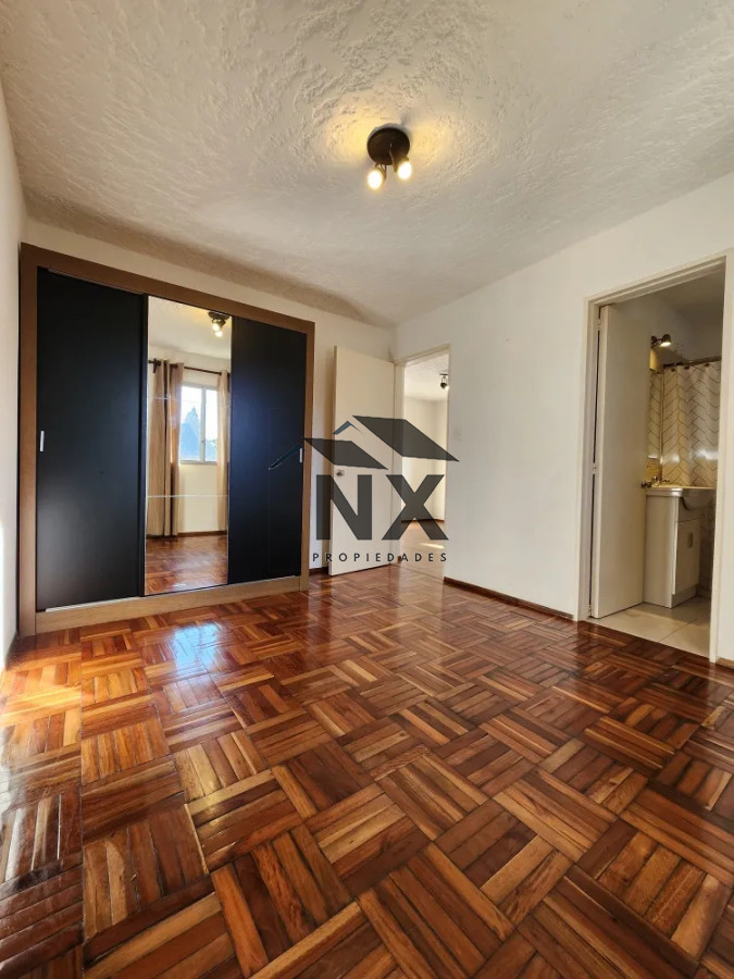 Apartamento ID.121 - Vendo Apartamento 1 Dormitorio con Cochera en Aguada, J