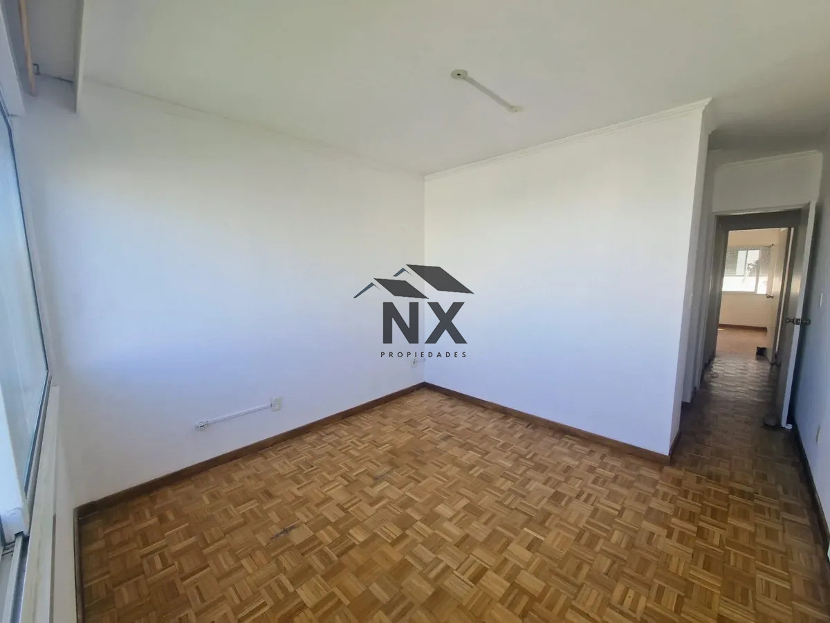 Apartamento ID.373 - Venta 3 Dormitorios + Servicio, Pocitos.