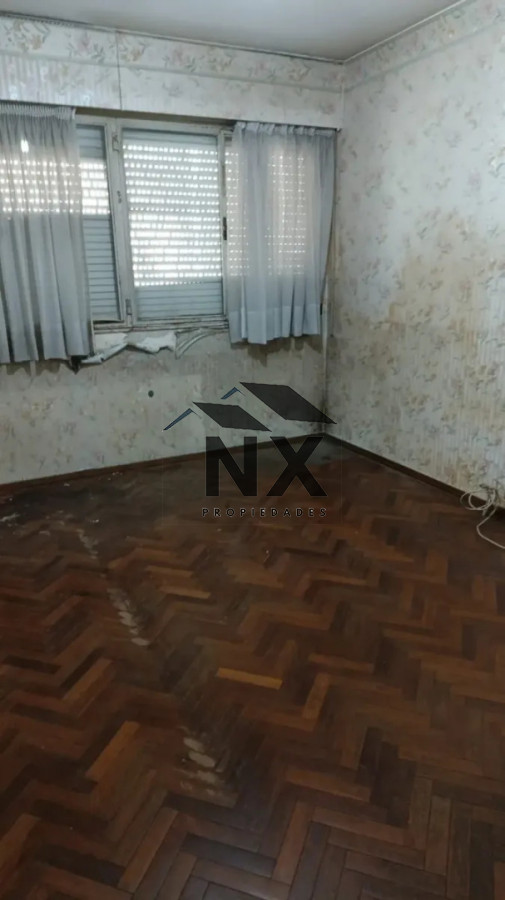 Apartamento ID.372 - Venta Apartamento a Reciclar, Pocitos, T