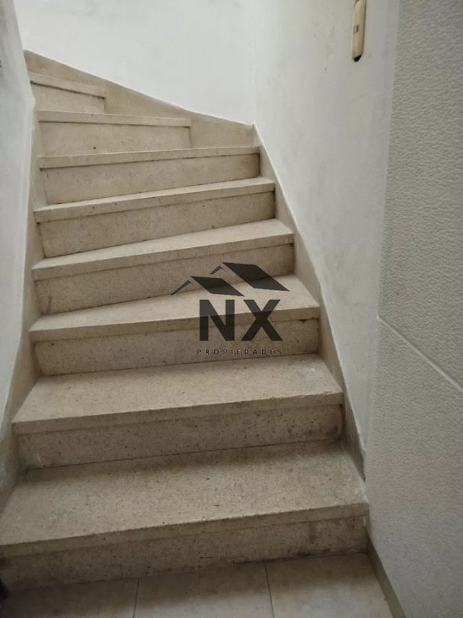 Apartamento ID.7 - Venta Apartamento Duplex Terraza Parrillero, Atahualpa Montevideo, N