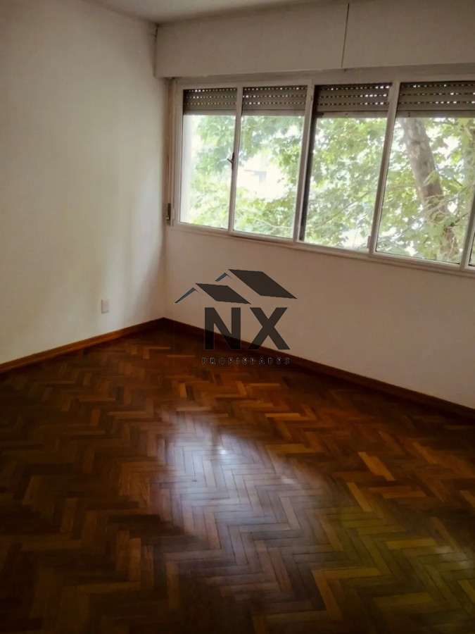 Apartamento ID.343 - Venta Apartamento 3 Dormitorios + Servicio, Garaje Pocitos, T