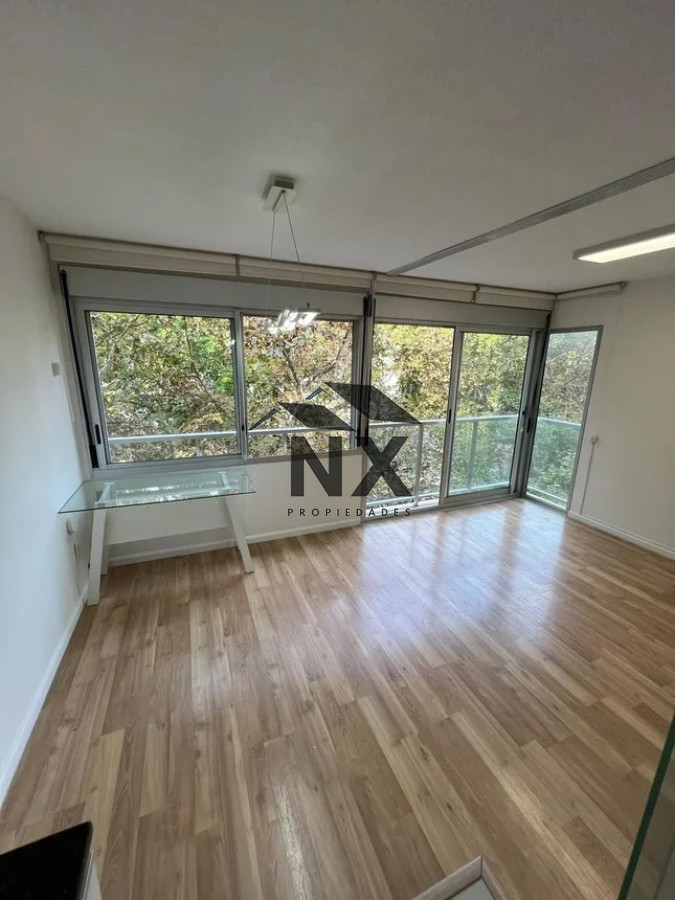 Apartamento ID.8 - Apartamento Alquiler Monoambiente Con Balcón, Parrillero Y Lavadero Pocitos, Montevideo, T