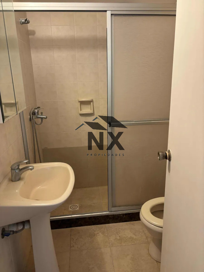 Apartamento ID.68 - Alquiler Apartamento 3 Dormitorios en Pocitos, 2 Baños, Cochera, Balcon, T