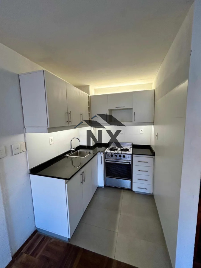 Apartamento ID.285 - Alquiler Monoambiente, Pocitos, Montevideo.