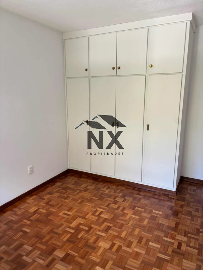 Apartamento ID.68 - Alquiler Apartamento 3 Dormitorios en Pocitos, 2 Baños, Cochera, Balcon, T