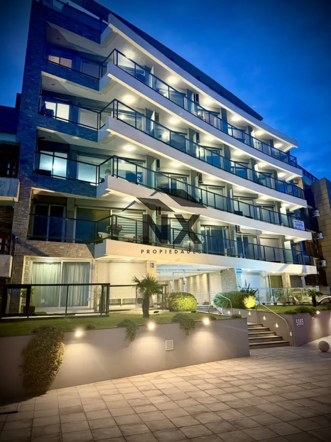 Apartamento ID.389 - Venta Apartamento2 Dormitorios, Patio, Garaje, Malvin, T