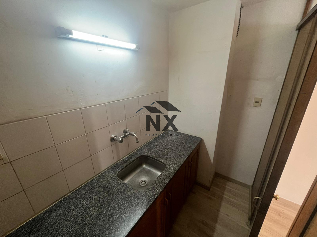 Apartamento ID.236 - Venta Apartamento Monoambiente, Cochera, Cordon, T