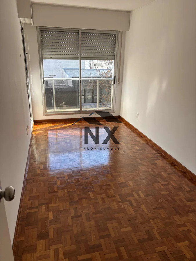 Apartamento ID.68 - Alquiler Apartamento 3 Dormitorios en Pocitos, 2 Baños, Cochera, Balcon, T