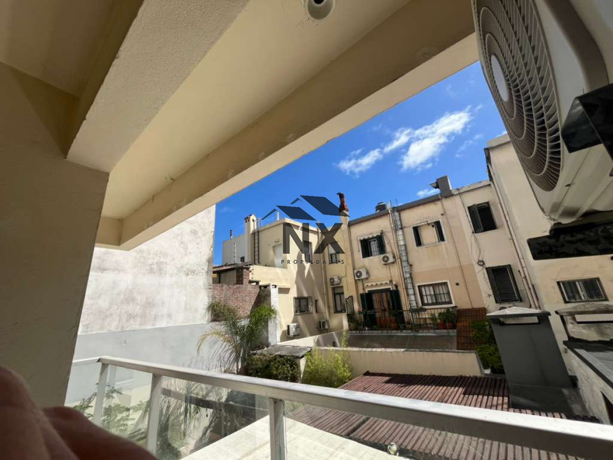 Apartamento ID.102 - Venta Apartamento Monoambiente, Pocitos, Calefacción Central, Balcón, T