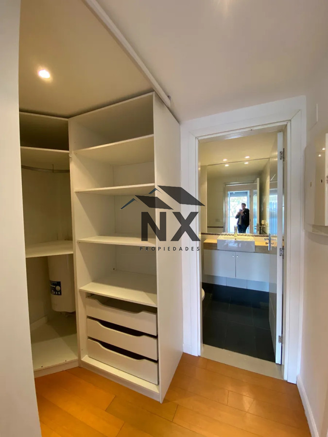 Apartamento ID.138 - Alquiler Apartamento 1 Dormitorio Garage Terraza Pocitos, T