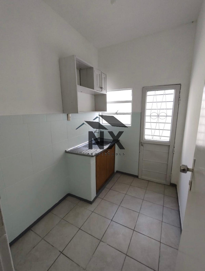 Apartamento ID.223 - Venta Apartamento con Renta, 2 Dormitorios, La Blanqueada, T