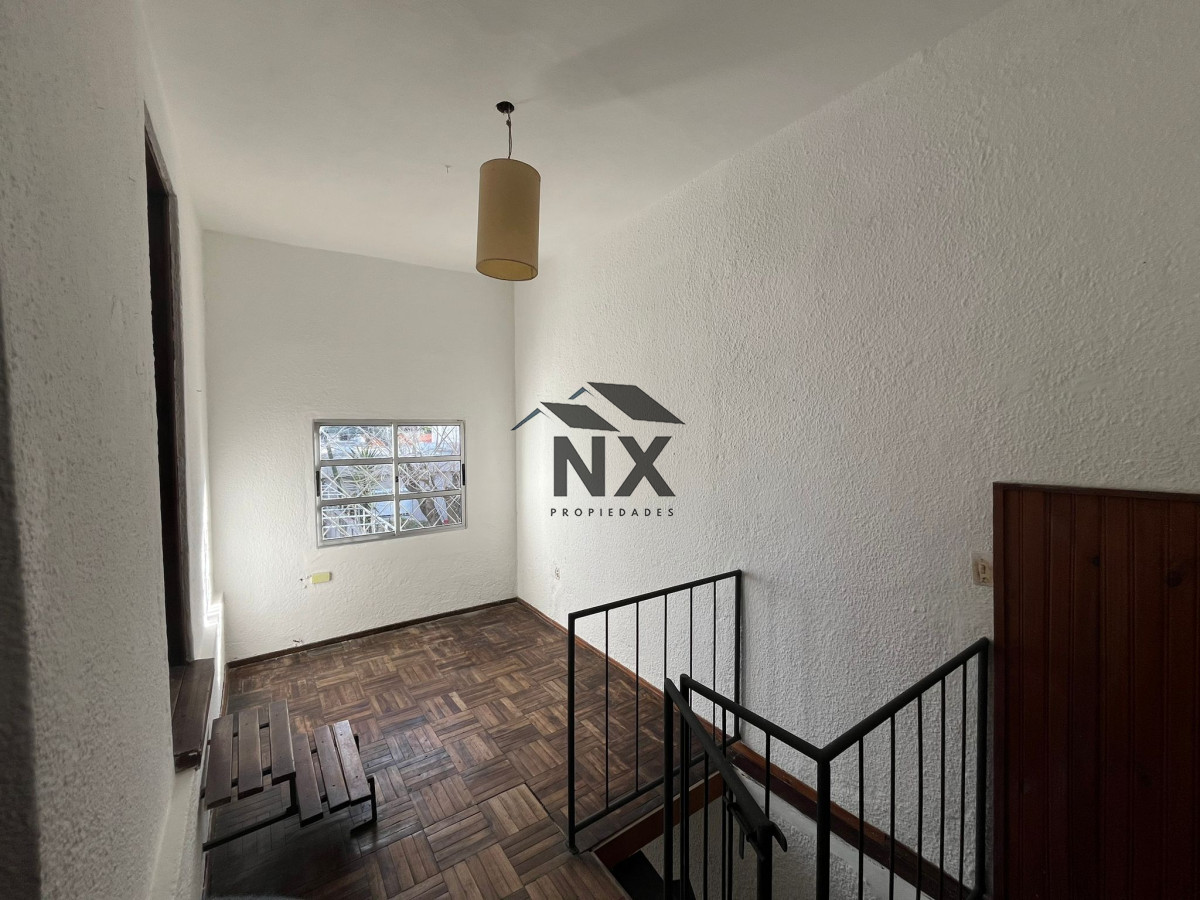 Apartamento ID.52 - Venta Apartamento Tipo Casa 1 Dormitorio, Parrillero, Parque Batlle, T