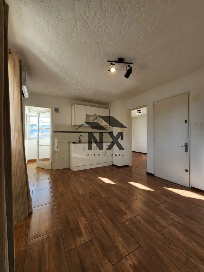 Apartamento ID.121 - Vendo Apartamento 1 Dormitorio con Cochera en Aguada, J