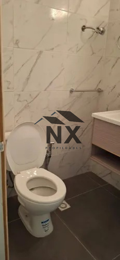 Apartamento ID.272 - Alquiler Apartamento, 2 Dorm, 2 Baños, Balcon, Centro, Montevideo