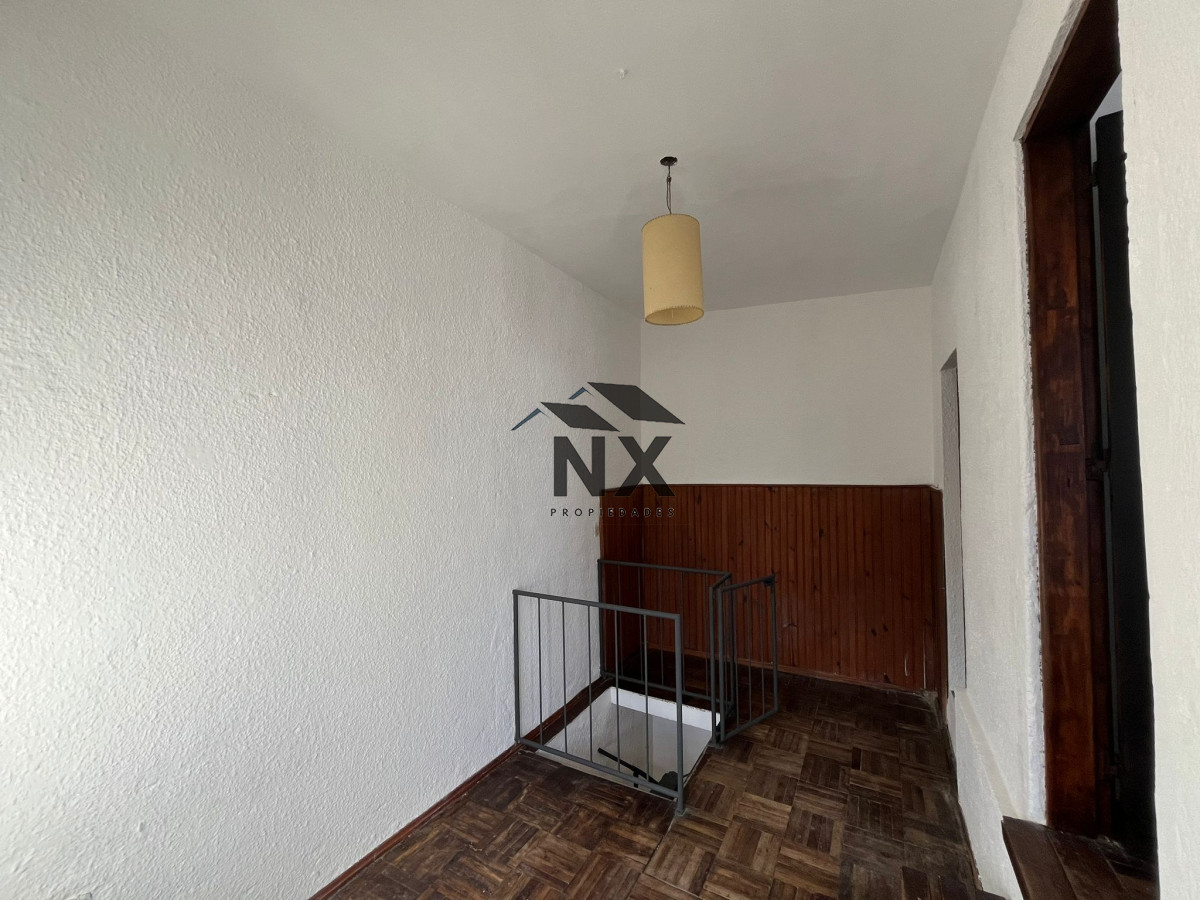 Apartamento ID.52 - Venta Apartamento Tipo Casa 1 Dormitorio, Parrillero, Parque Batlle, T
