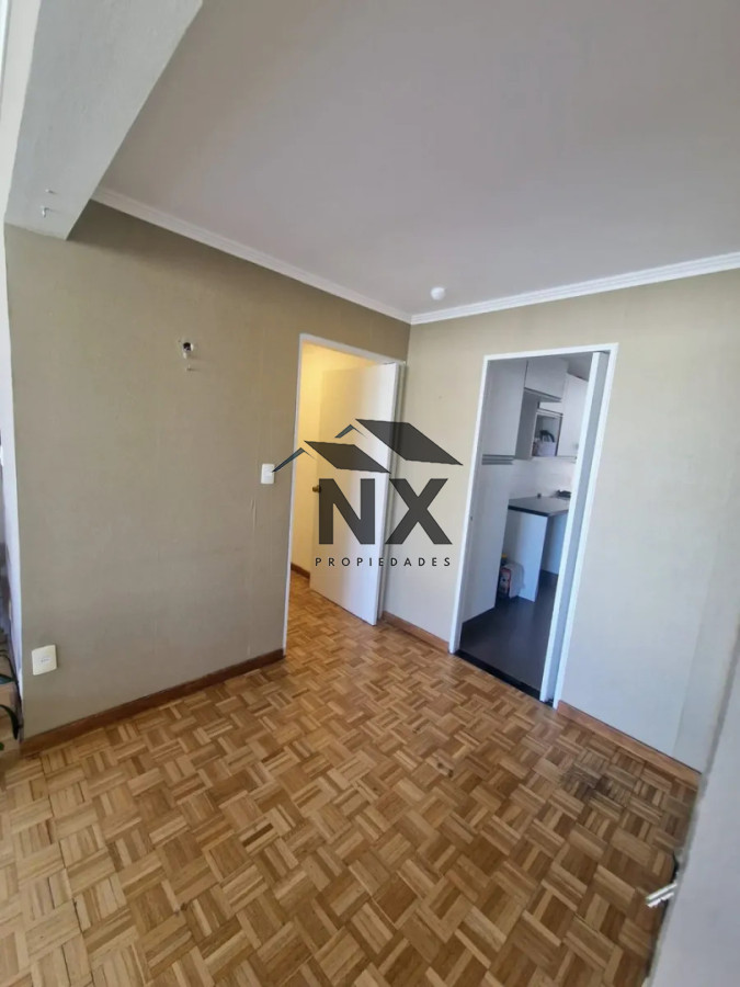 Apartamento ID.373 - Venta 3 Dormitorios + Servicio, Pocitos.