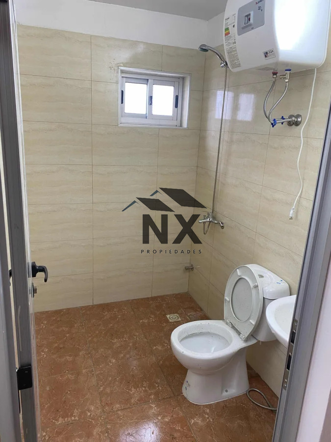 Apartamento ID.129 - Alquilo a estrenar Depósito, Local Comercial o Industrial de 4500m2, J