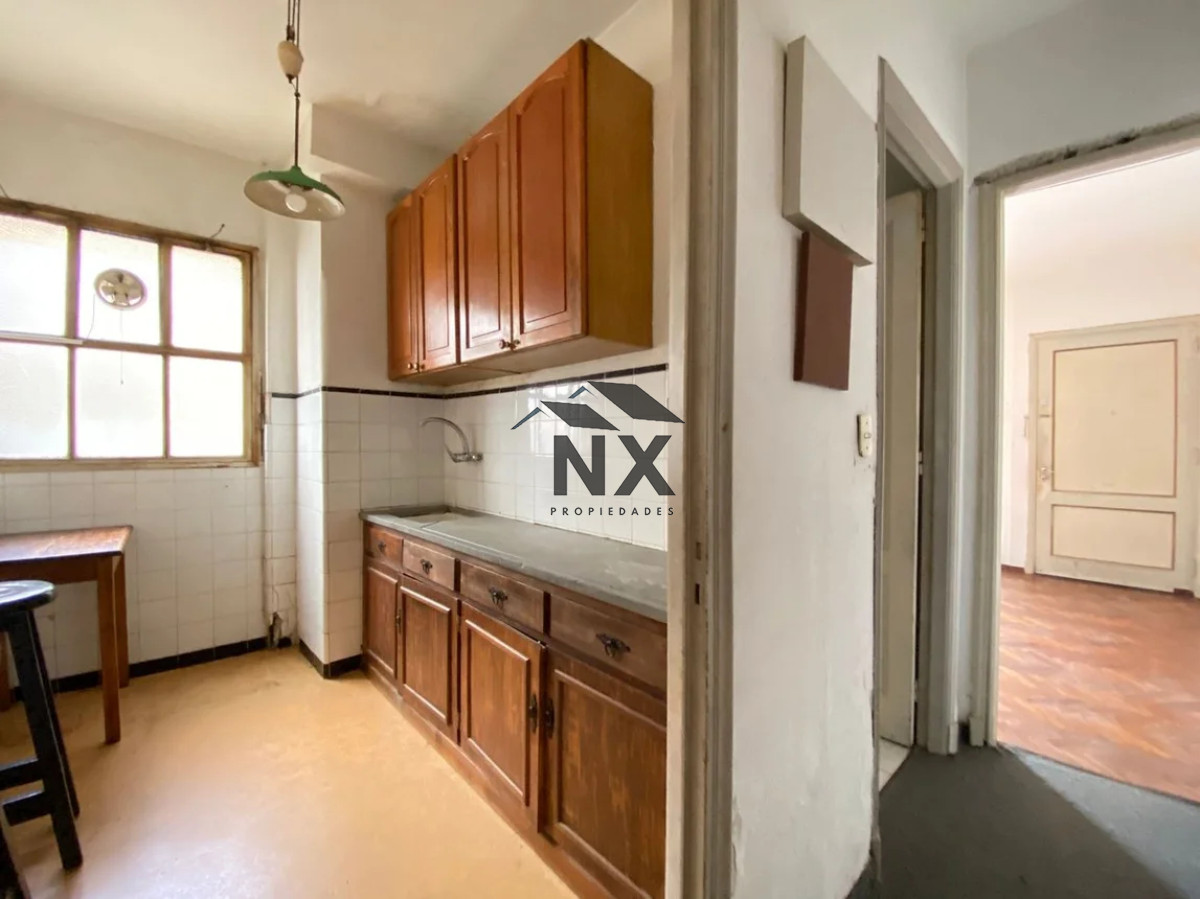 Apartamento ID.56 - Venta Apartamento 2 Dormitorios y Servicio, Centro, T