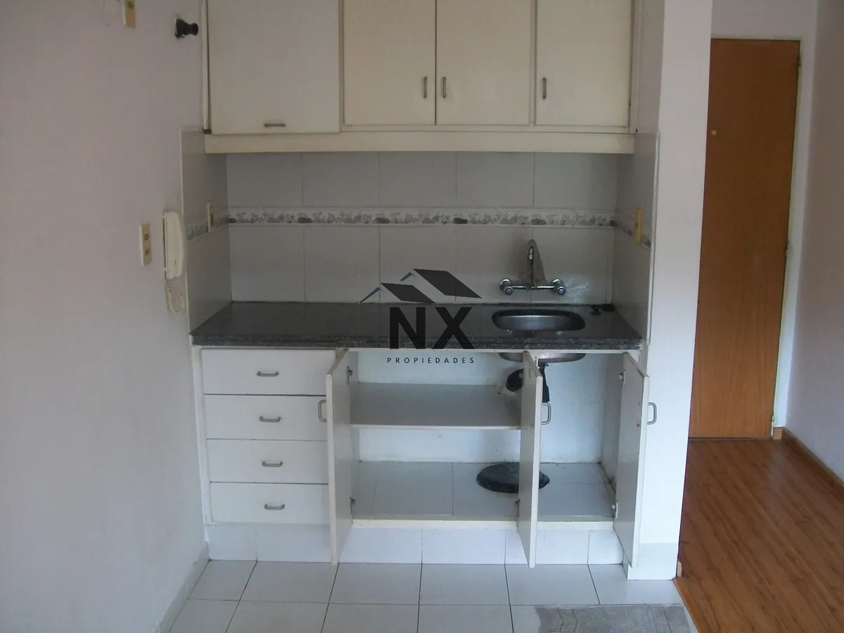 Apartamento ID.213 - Alquiler Apartamento 1 Dormitorio Barbacoa Punta Carretas ,N