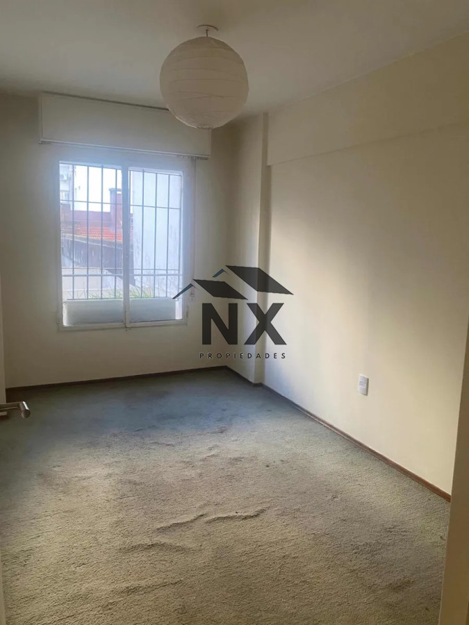 Apartamento ID.118 - Alquilo Apartamento 2 Dormitorios con Cochera en Pocitos, J