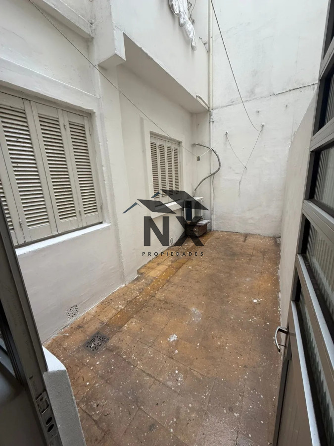 Apartamento ID.90 - Venta apto 2 Domitorios Patio uso Exclusivo Centro Montevideo, N
