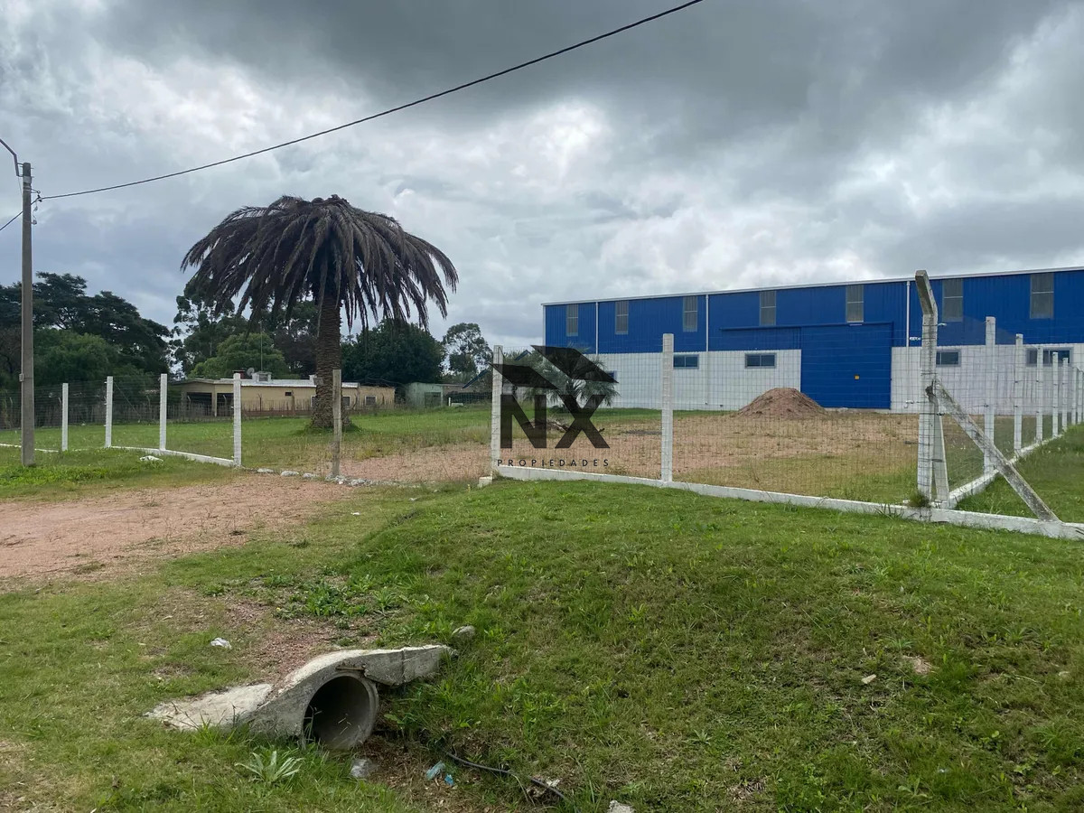 Apartamento ID.129 - Alquilo a estrenar Depósito, Local Comercial o Industrial de 4500m2, J