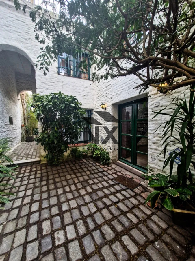 Apartamento ID.66 - Alquiler Apartamento 1 Dormitorio Duplex, Ciudad Vieja, T