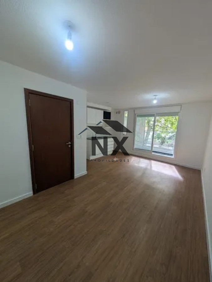 Apartamento ID.271 - Alquiler Apartamento, 1 Dorm, Balcon, Centro, Montevideo.