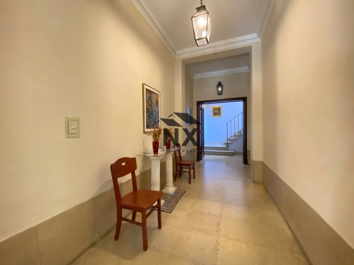 Apartamento ID.56 - Venta Apartamento 2 Dormitorios y Servicio, Centro, T