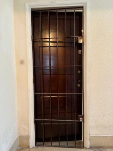 Venta apto 2 Domitorios Patio uso Exclusivo Centro Montevideo, N