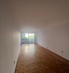 Venta Apartamento 3 Dormitorios En Tres Cruces Balcon, T