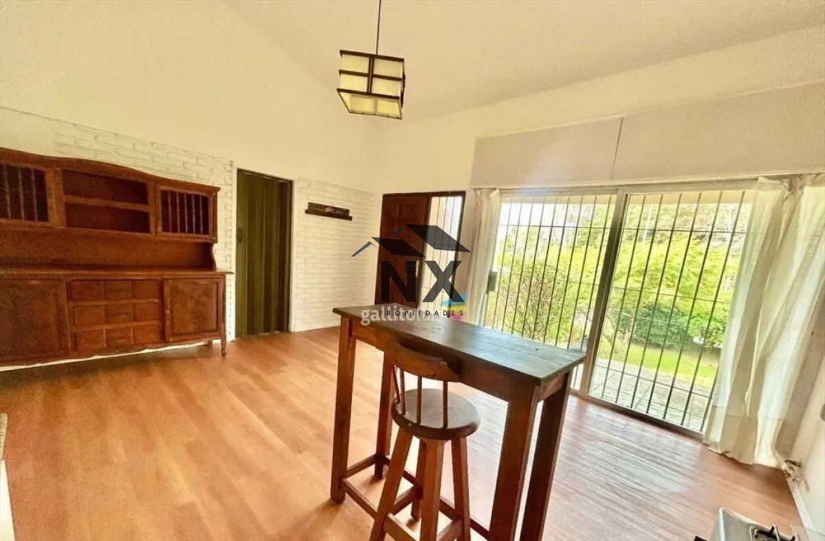 Casa ID.252 - Alquiler Casa, Rambla Costanera, Carrasco, 1 dormitorio, baño. Montevideo