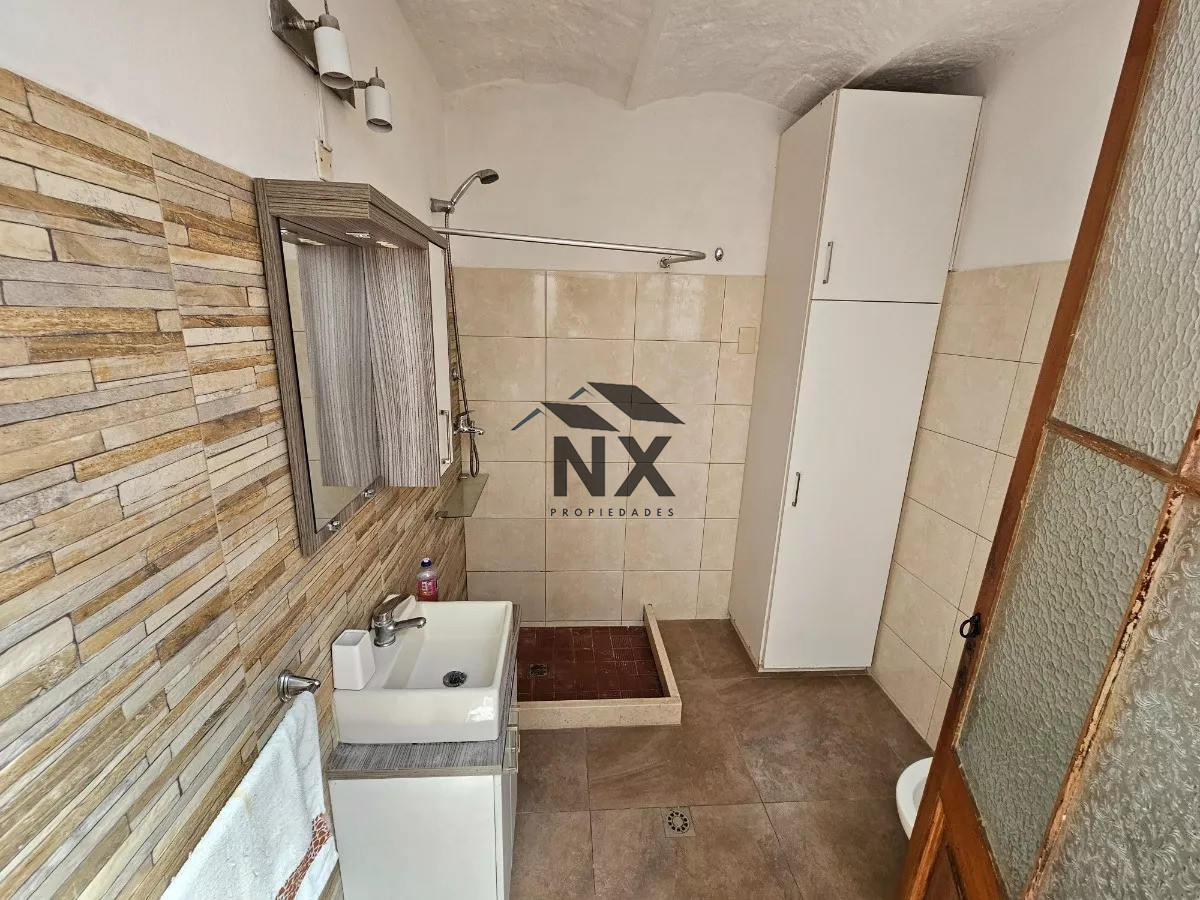 Casa ID.2 - Alquiler Casa Ph 4 Dormitorios 3 Pisos Parrillero Palermo, H
