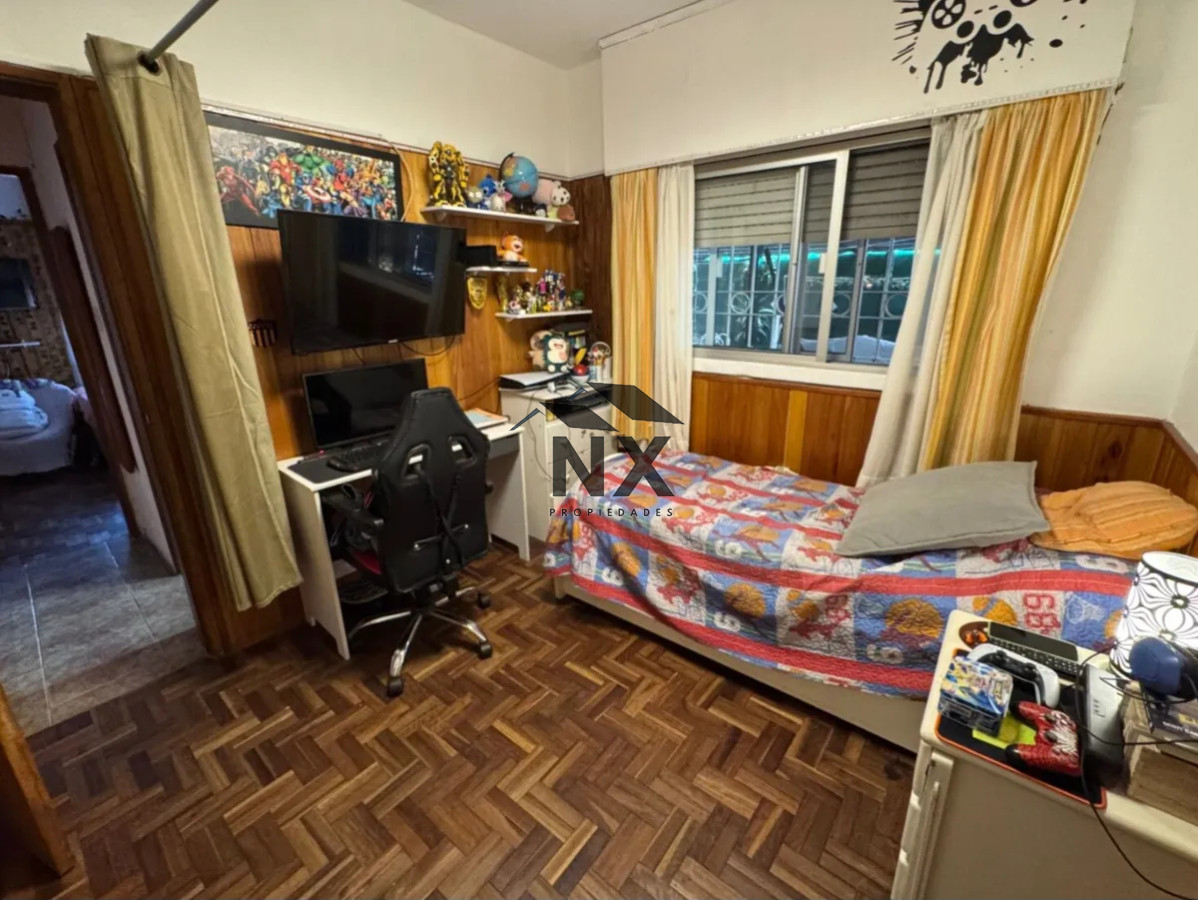 Casa ID.141 - Venta Casa 3 Dormitorios Parrillero en Patio 2 Garage Malvin, T